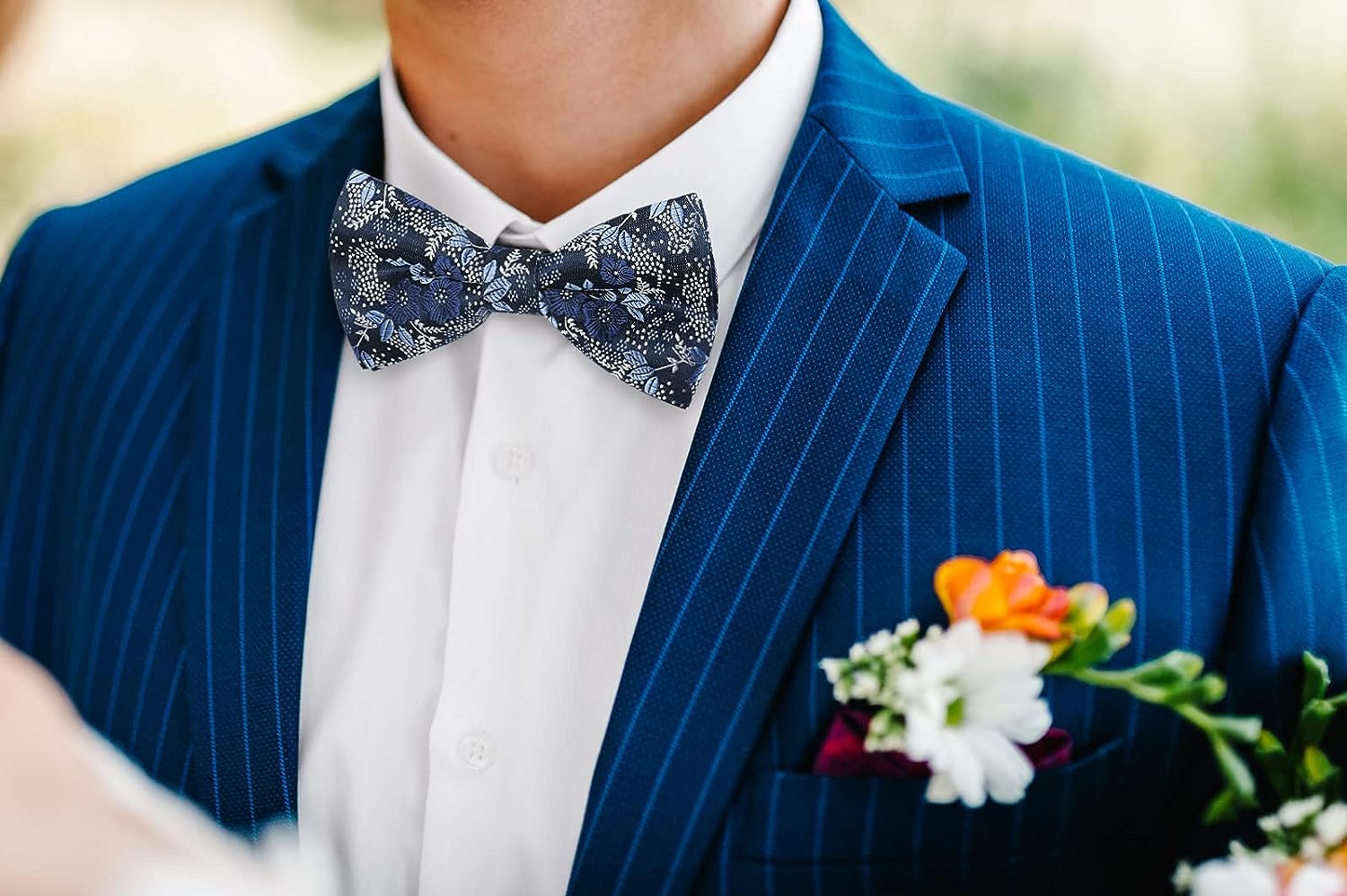 Dark Blue Floral Pre-Tied Bow Tie Handkerchief With Cufflinks - Image 4