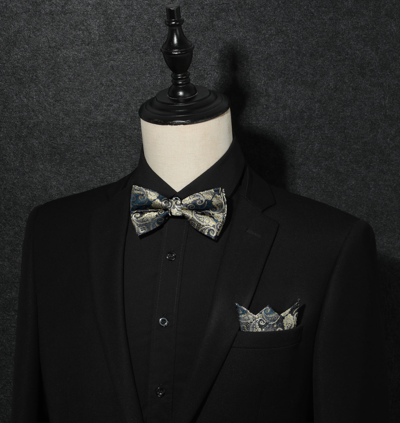 Vintage Blue Paisley Pre-Tied Bow Tie Set For Wedding - Image 4