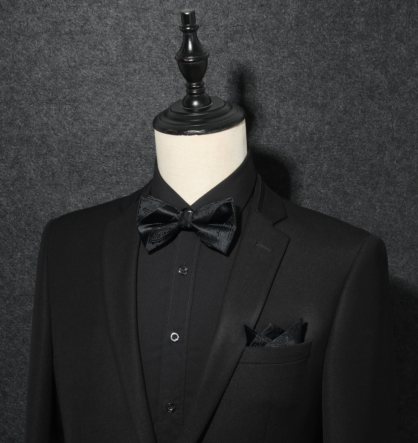 Black Paisley Pre-Tied Bow Tie Set For Evening Wear - Image 2