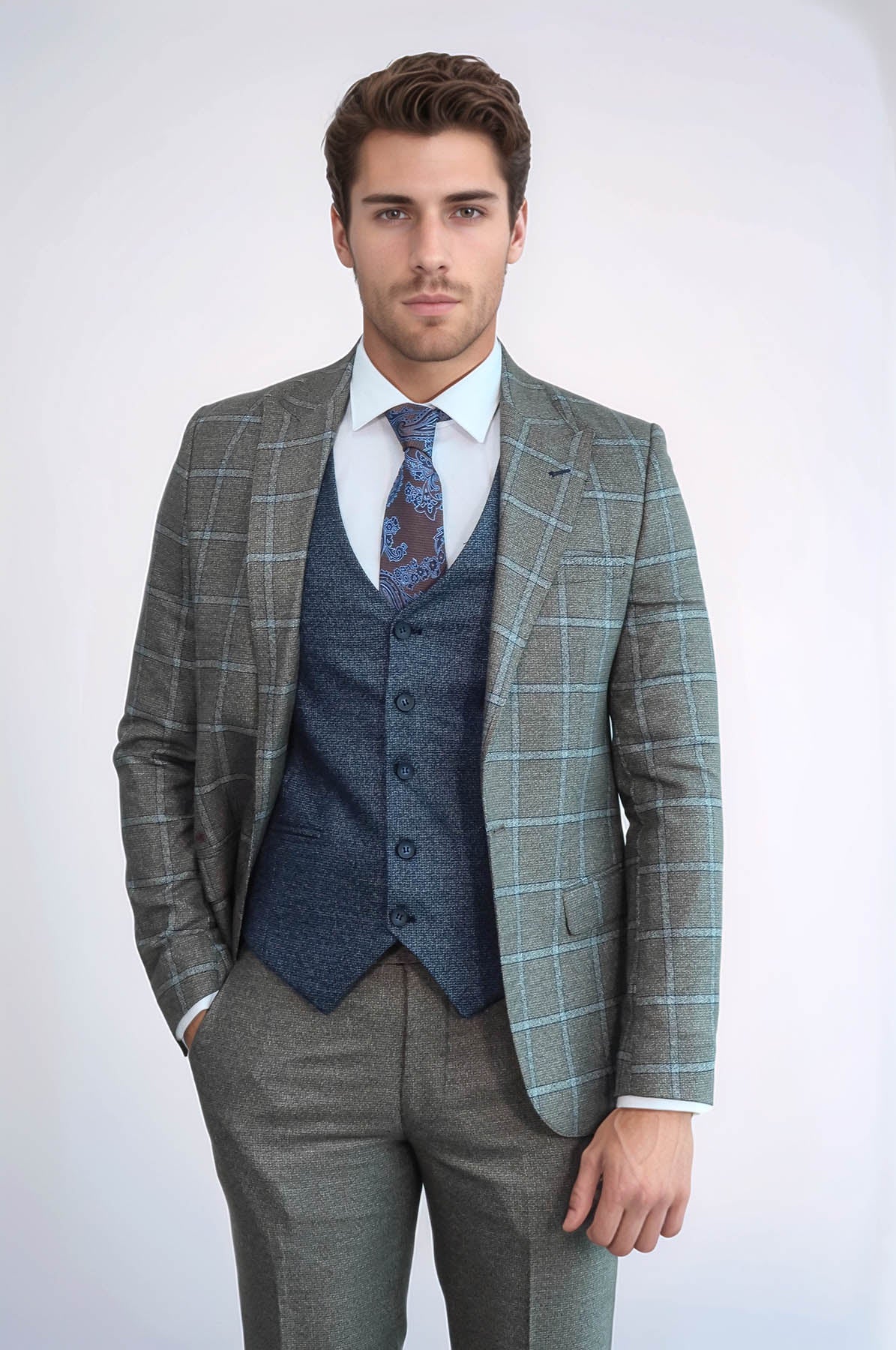 Vested Grey Men Suit - Image 2